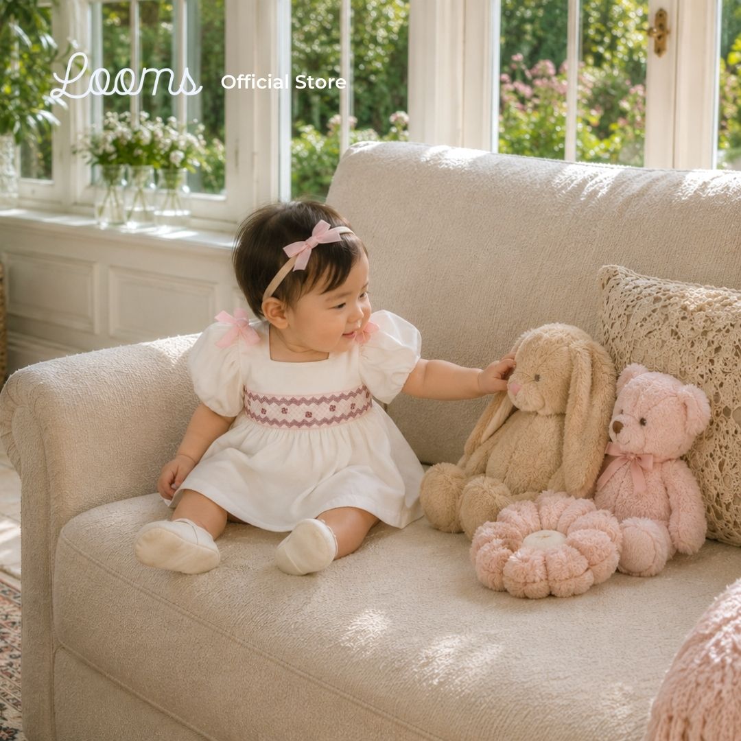 SUNDAY BUBBLE SLEEVE DRESS AND PANTY SET FOR INFANTS